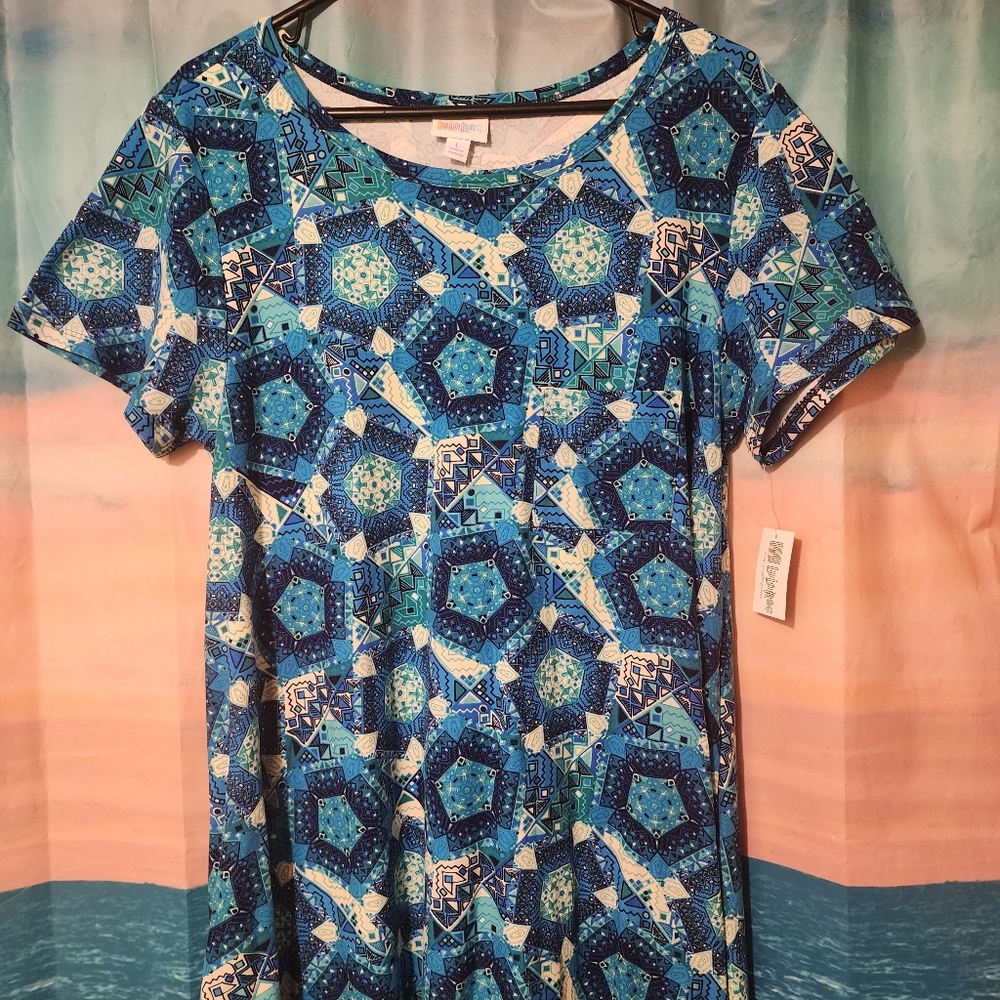LuLaRoe Large Blue Geometric Women's Top (Dress with pocket)